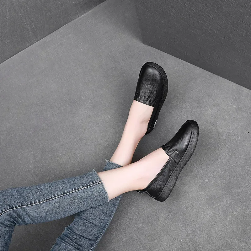 Spring Women Loafers Shallow Authentic Leather Casual Flat Shoes Women Boat Shoes Soft Genuine Leather Shoes White 3