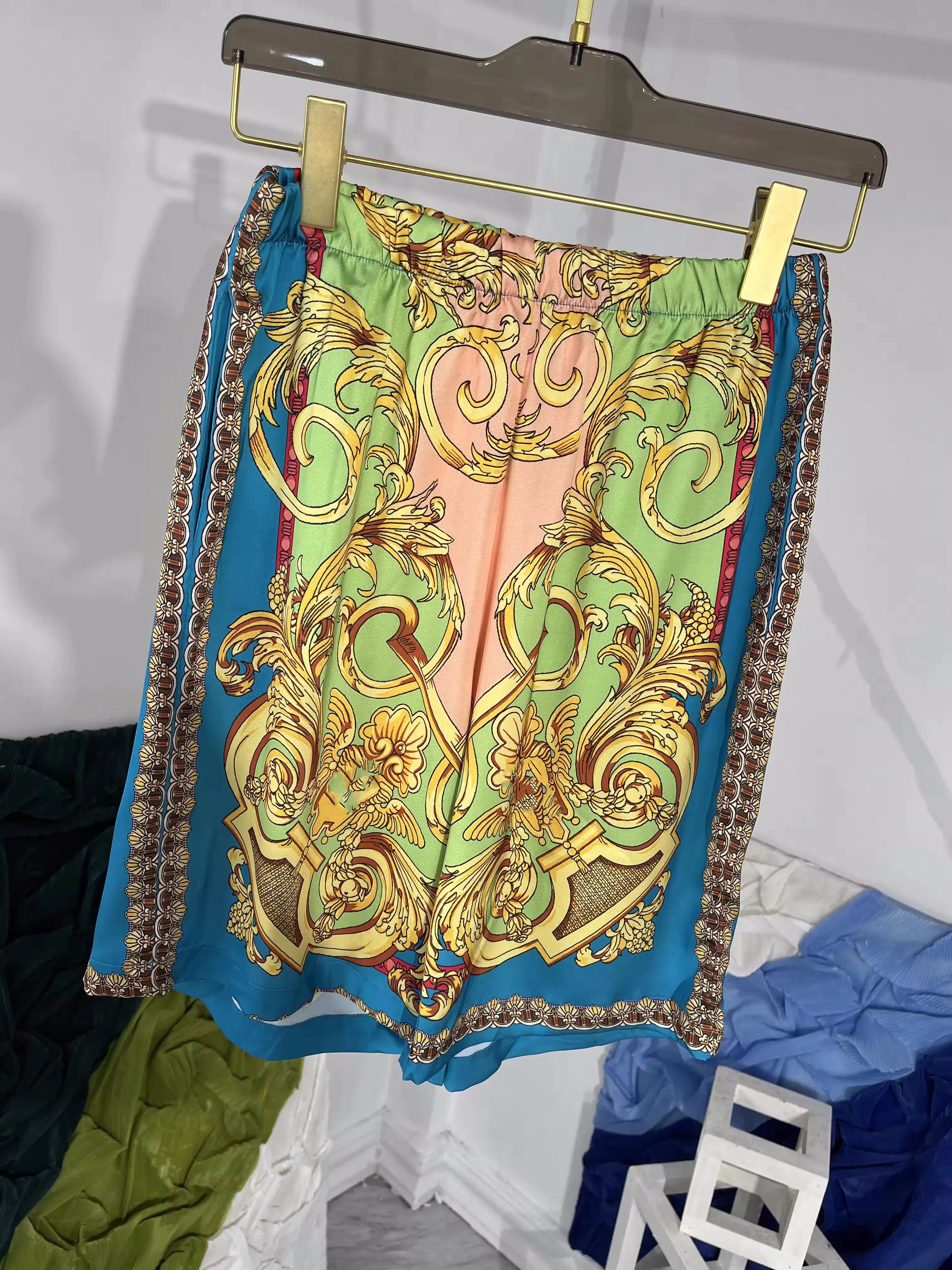 2023 Summer Holiday Style Men's Suit High Quality Print Short Sleeves Shirt + Casual Beach shorts C632