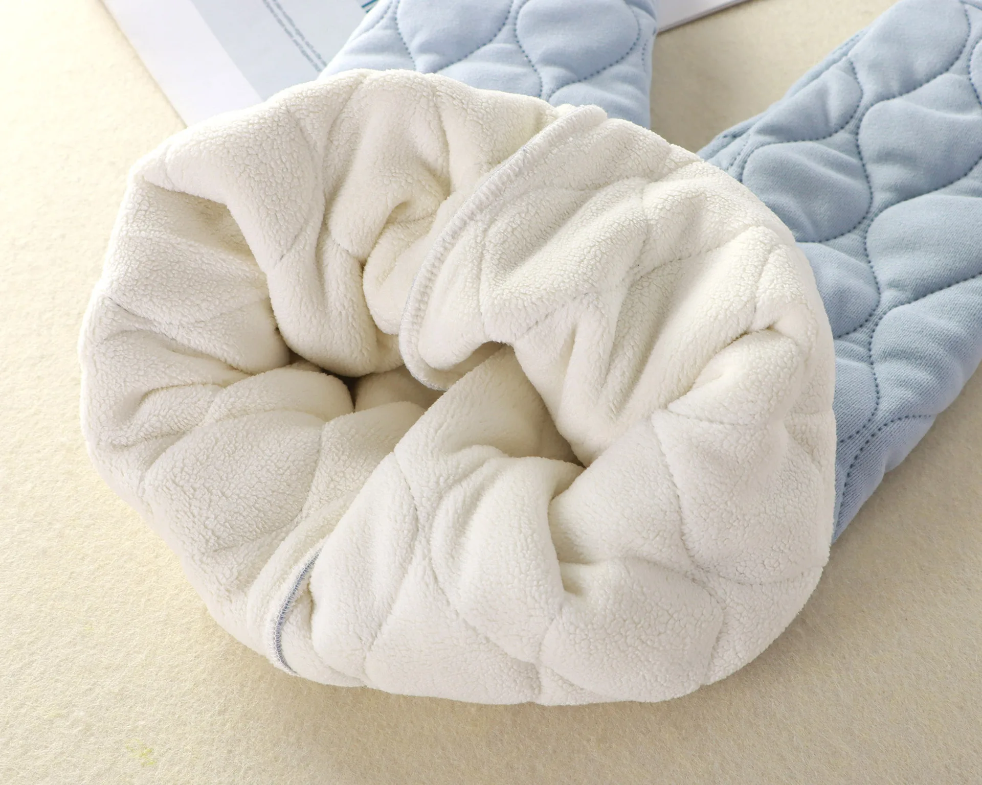Children's warm pants, autumn and winter plush, school uniform for students, winter three-layer cotton padded pants