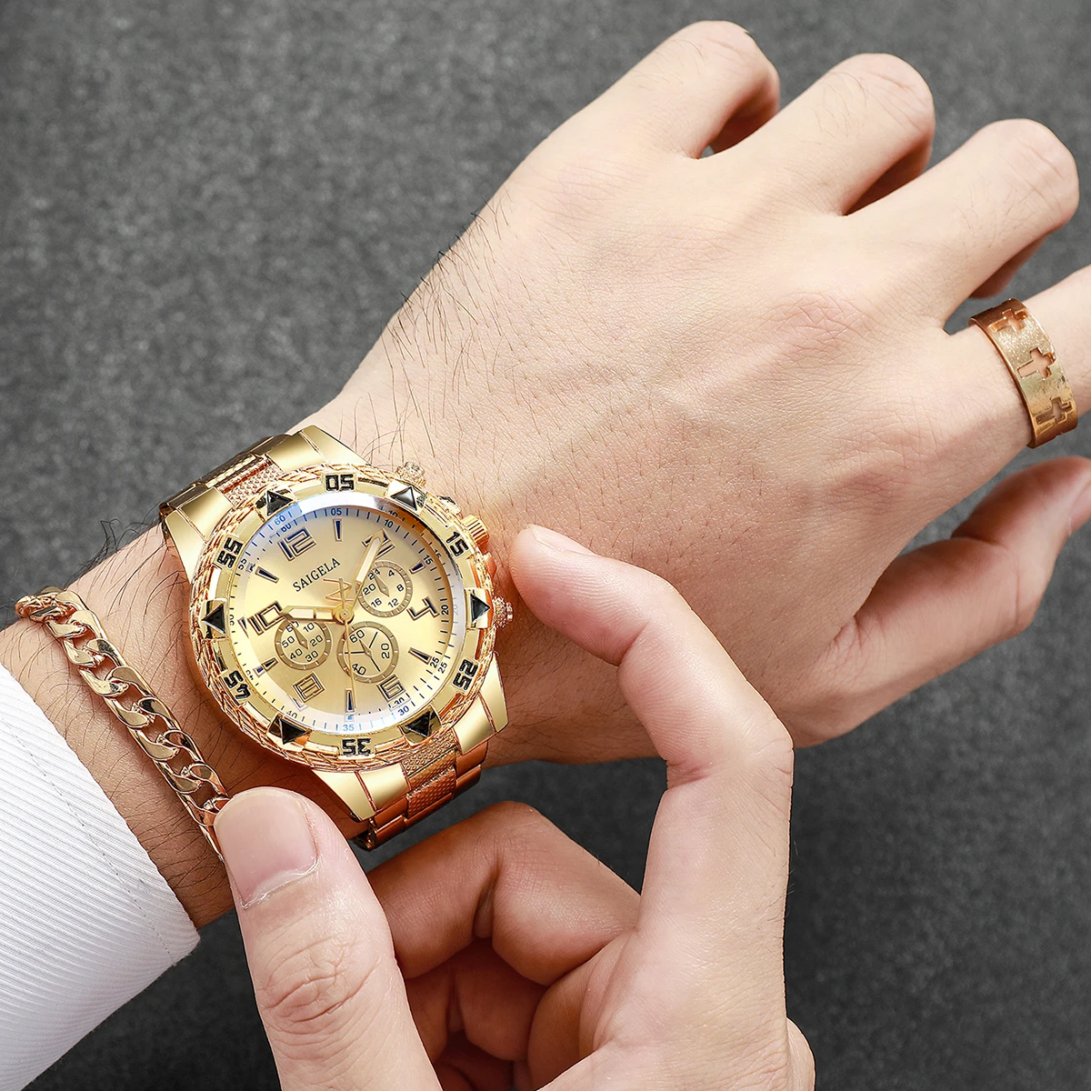 4PCS/Set Men's Watch Set Fashion Handsome Men's Hip Hop Style Business Quartz Watch with Bracelet, Necklace, Ring Set