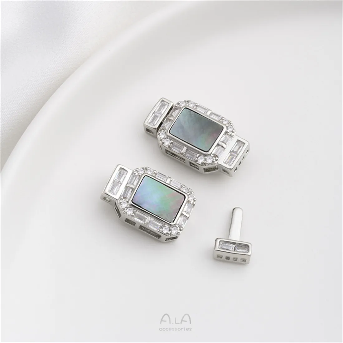 Рисунок 5 - Натуральная белая раковина-бабочка