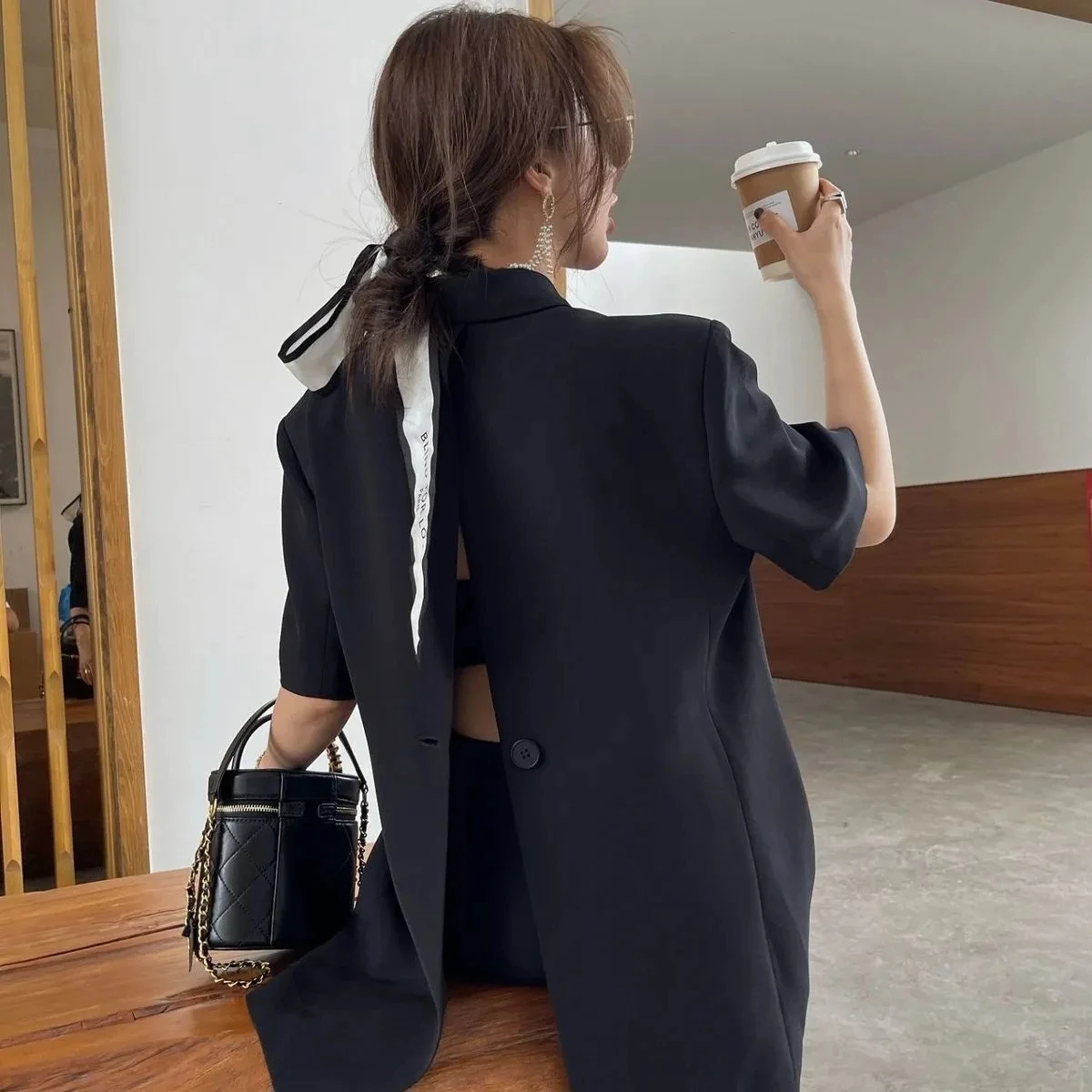 

Backless White Suit Jacket Women Short Sleeve Office Lady Korean Fashion Open Back Outwear New Summer Blazers With Lined High Qu