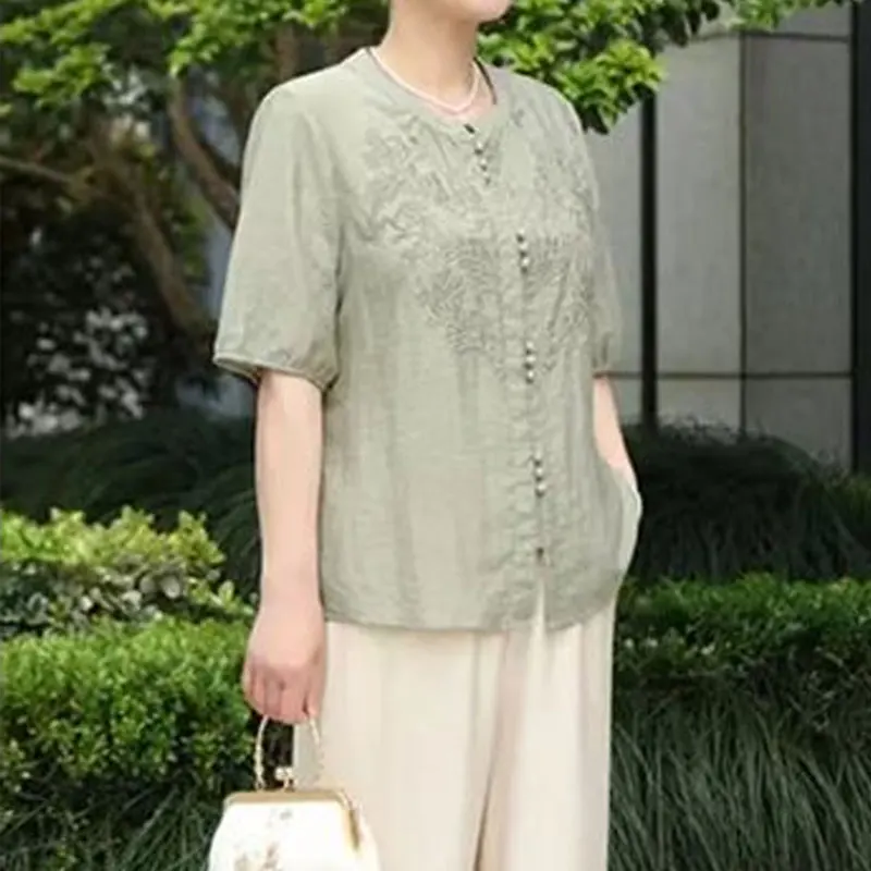Casual Solid Color Blouse Fashion Embroidery 2024 Summer Single-breasted Female Clothing Round Neck All-match Short Sleeve Shirt
