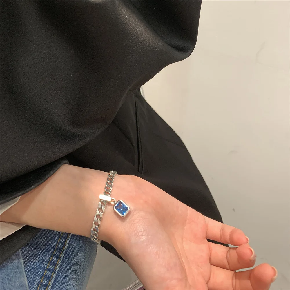 인기있는 스퀘어 블루 크리스탈 팔찌 기하학적 모양의 매력 팔찌 여성 생일 선물