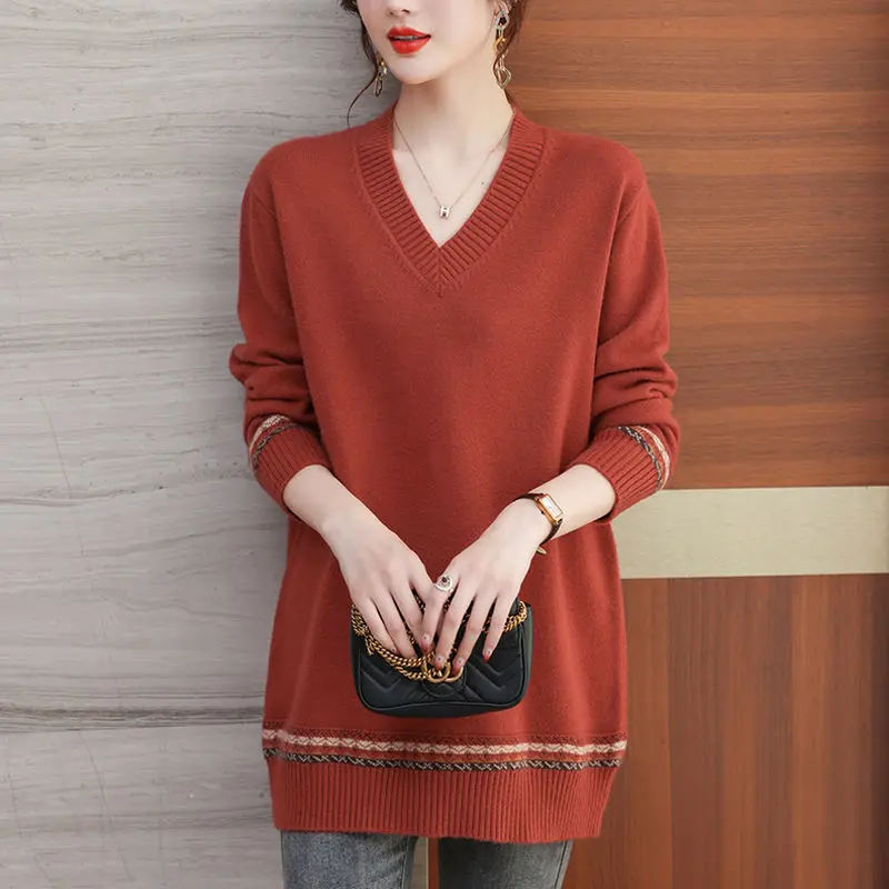 

2023 New Autumn and Winter Minimalist Color Matching Threaded V-neck Loose Casual Versatile Thin and Stylish Base Knit Sweater