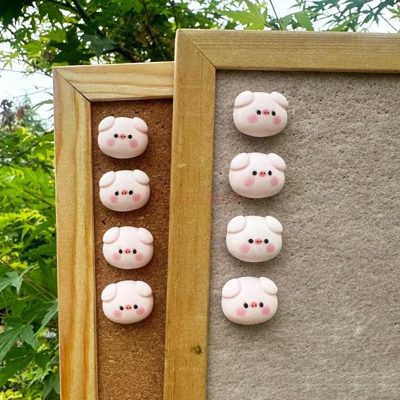 8pcs 크리 에이 티브 푸시 핀 귀여운 돼지 부드러운 나무 보드 펠트 사진 벽 메시지 보드 장식 버튼