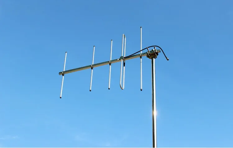 230MHz Yagi Antenna 220-290MHz VHF Five-unit Broadcast Data Transmission Station for DAB / Radio