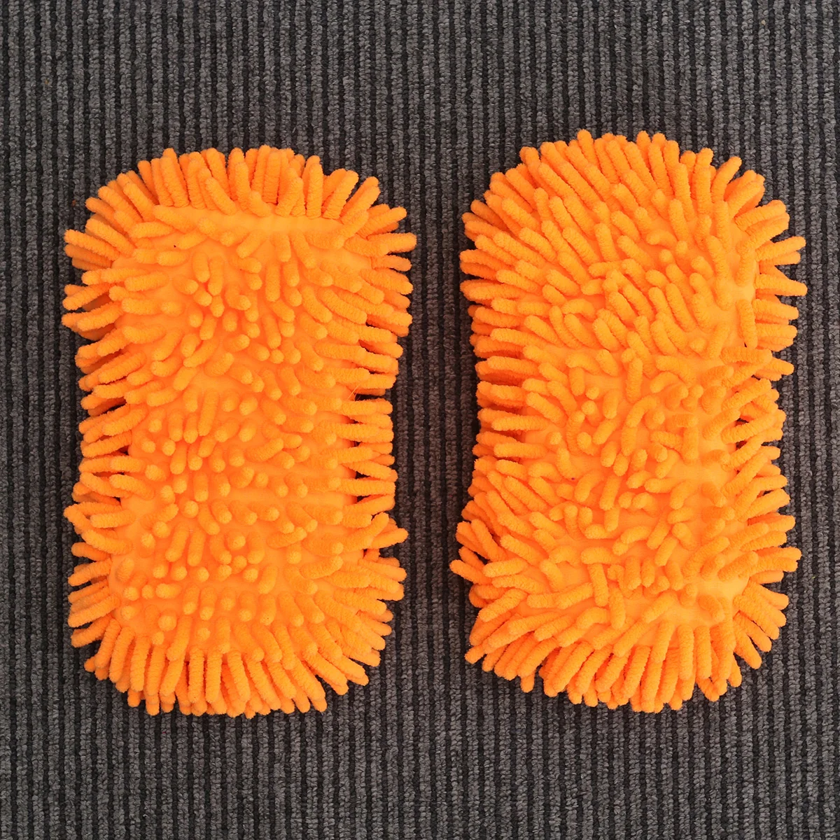 

2pcs Ultrafine Fiber Chenille Car Wash Gloves Brushes Microfiber Car Motorcycle Washer Car Care Cleaning Brushes(Orange)