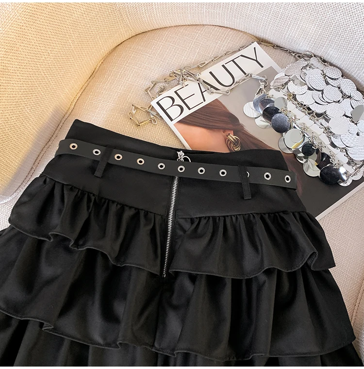 Gothic Mini Skirt with Hanging Grommet Strap Tiered Ruffles High Waist Tartan Skirt Women Teen-Girl Grunge Punk Rock Y2K Outfit