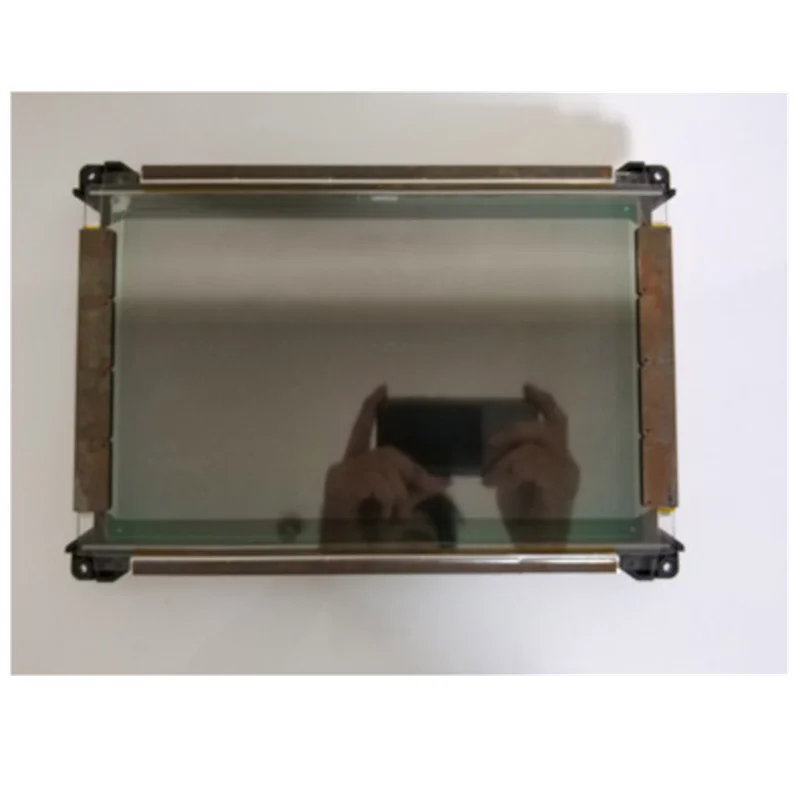 Рисунок 2 - Оригинальный ЖК-экран FPF8050HRUM