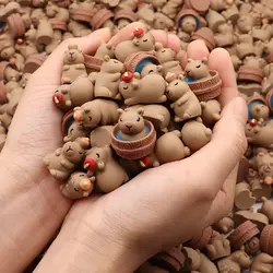 Capybara Figurine Collection: 30pcs Cute Animal DIY Ornaments and Party Favors (30pcs)