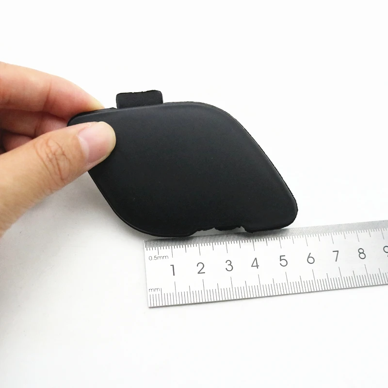 Cache D’œillet De Crochet De Remorquage Avant Pour Toyota Yaris LE 2017-2019 – Noir – Montage Direct – Remplace La Pièce D’origine