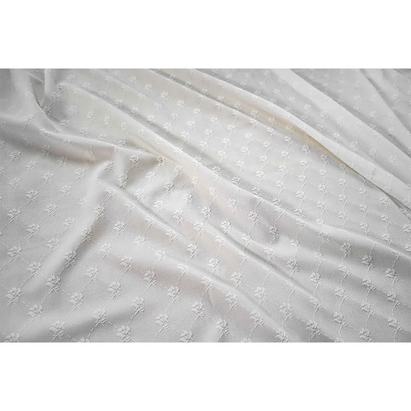 Tela Jacquard en relieve a cuadros blancos puros para ropa de vestir, tela artesanal hecha a mano por metro