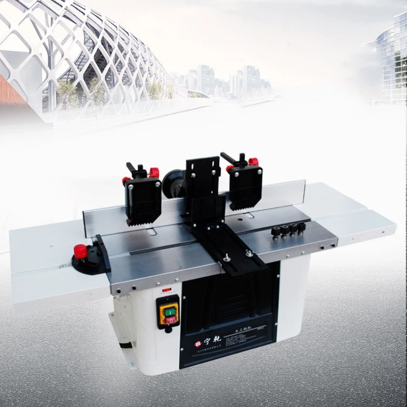 

Фрезерный станок для вертикальной обработки дерева