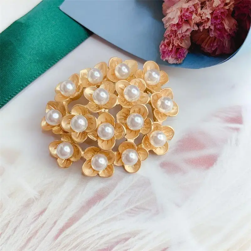  Flower Brooch Pearl Corsage Temperament Pins Costume  Accessories: Clothing, Shoes & Jewelry