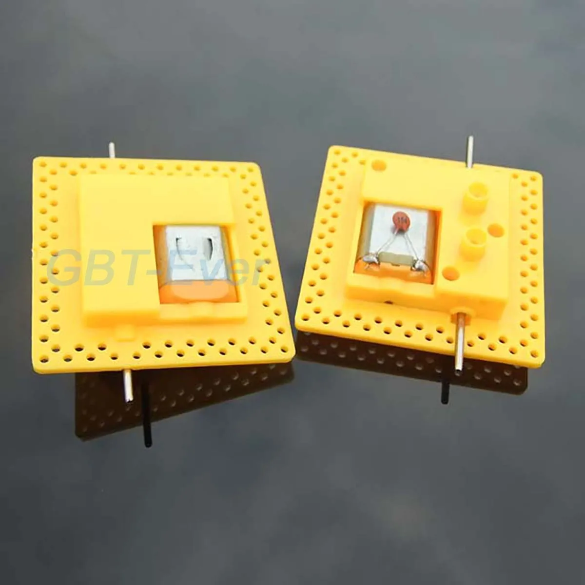 Reduction Gearbox Gear Box 130 Motor Variable Speed Reduction Box Remote Control Car Deceleration 3V Motor 1Pcs gear reducer accelerator