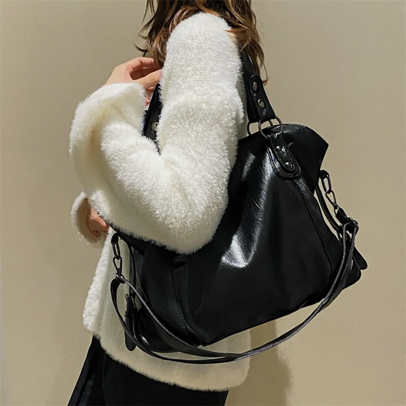 Bolso grande de cuero suave para mujer, bolsa de hombro de gran capacidad, a la moda, con clase, 2024