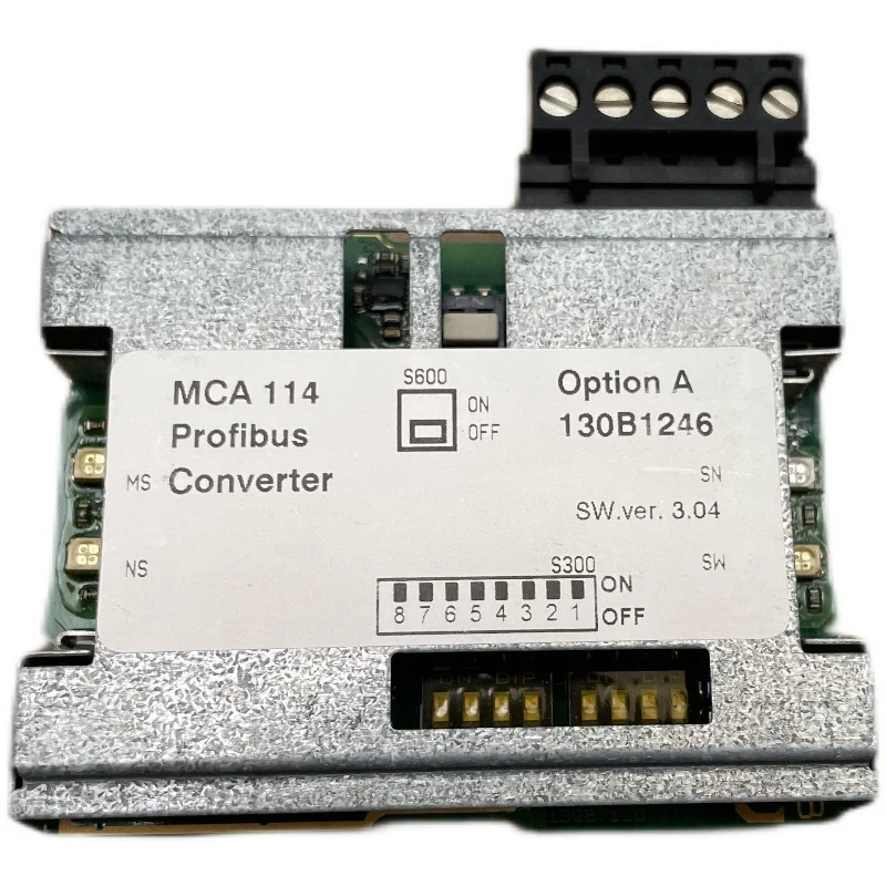 

Gloednieuwe Оригинал VLT5000 Profbus Protocol Converter MCA114 Artikelnummer 130B1246