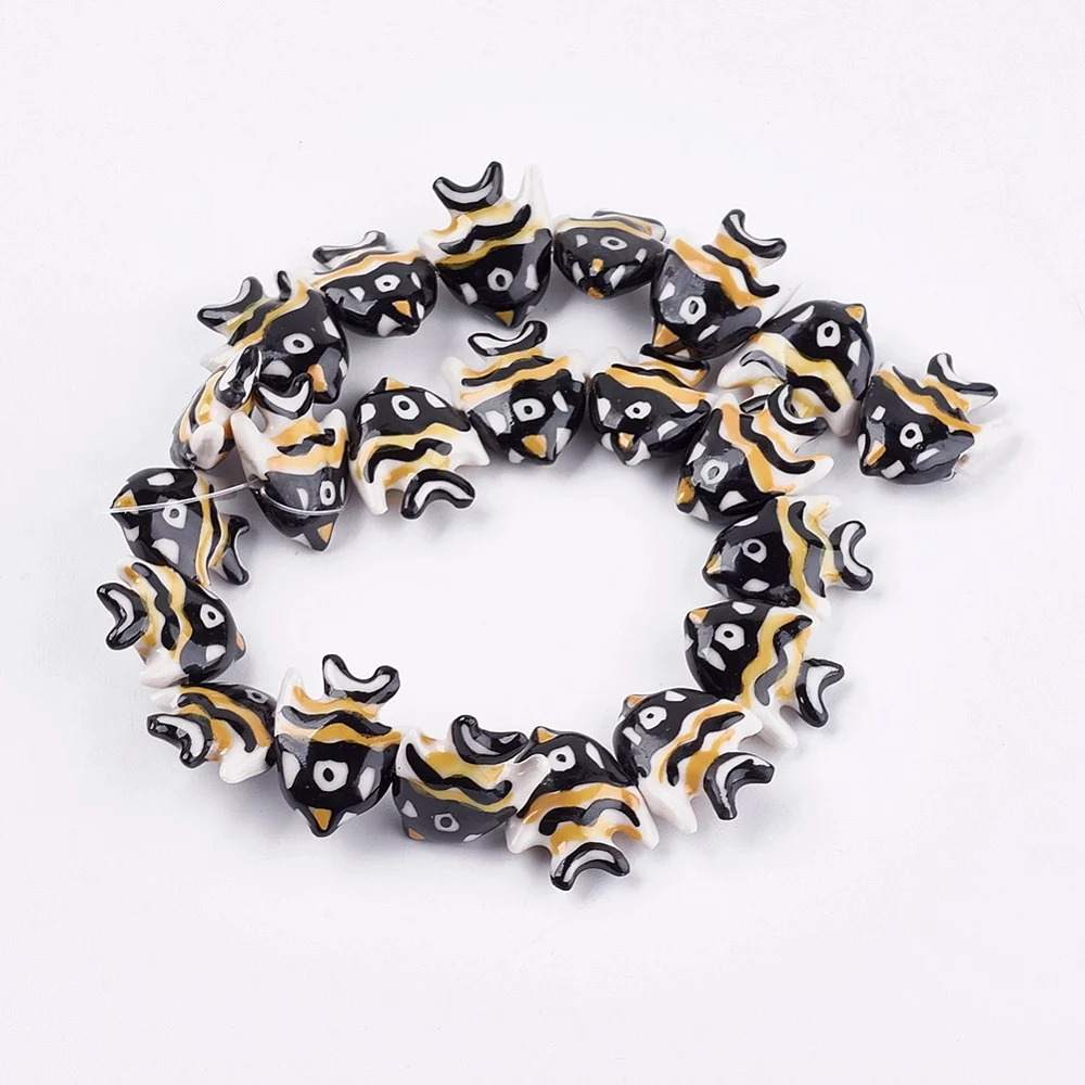 Pandahall 20 Stück handgefertigte Porzellan-Fischperlen, mehrfarbige Keramikperlen 17-22x21-22x7-7,5 mm mit 2 mm Loch für DIY-Schmuckherstellung – Detail 2