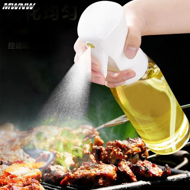 Streamlined Black Oil Spray Dispenser for Cooking and Barbecue, 500ml Capacity