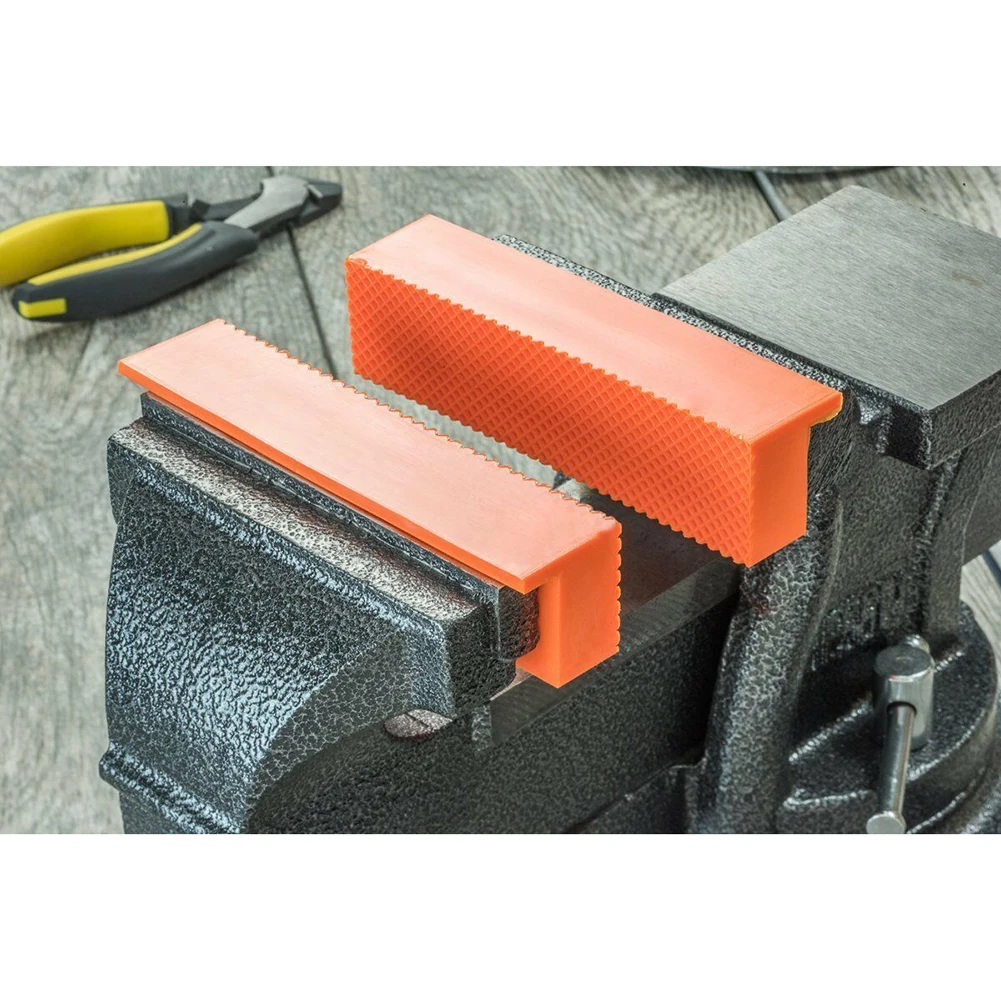 Nuovissimo Durevole Vendita Calda Jaw Pads Bench Vice Pad Jaw Rubber 2 Pezzi 4.5/6 Pollici Accessori Magnetici Di Alta Qualità