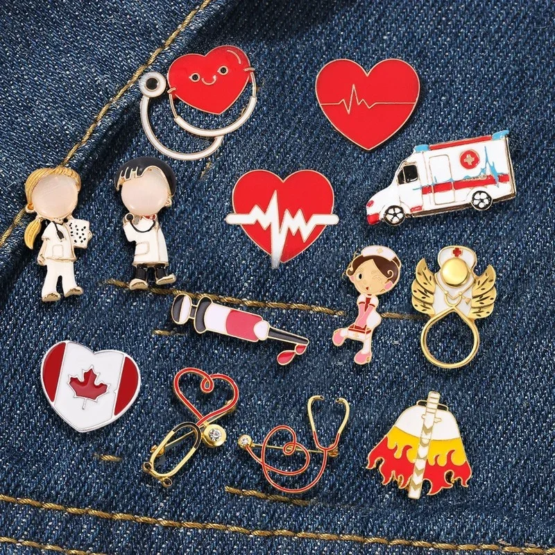 

Personalized Nurse Doctor Badges Mini Cartoon Medical Instruments Brooches Doctor Nurse Uniform Decoration Hospital Supplies