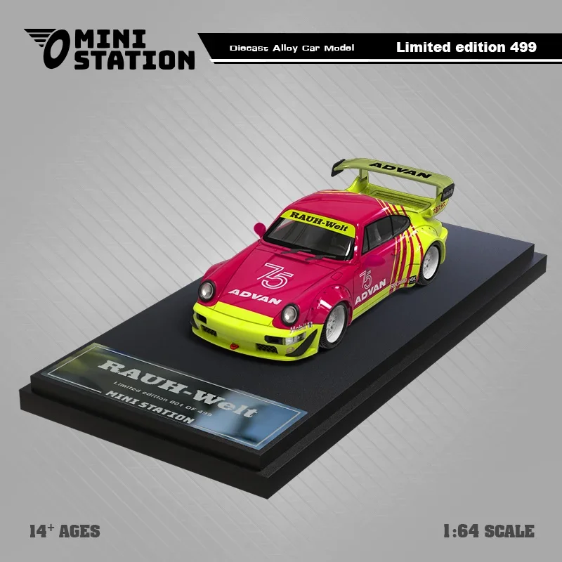 Mini Station 1:64 RWB 964 ADVAN & Motorcycle with figure
