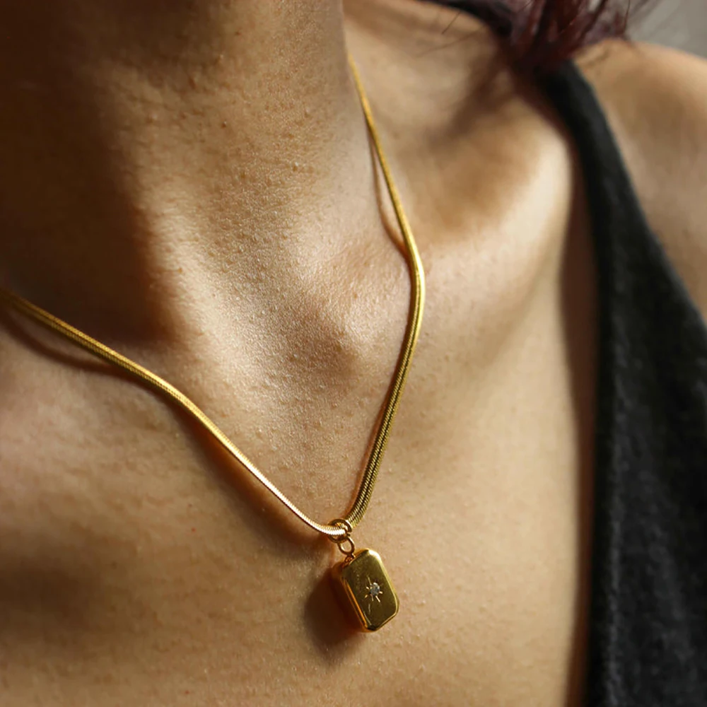 Fashion Oval Natural Tiger-eye Pendant Waterdrop Abalone Shell Neckalce Waterproof Stainless Steel Zircon Crystal Choker Girts