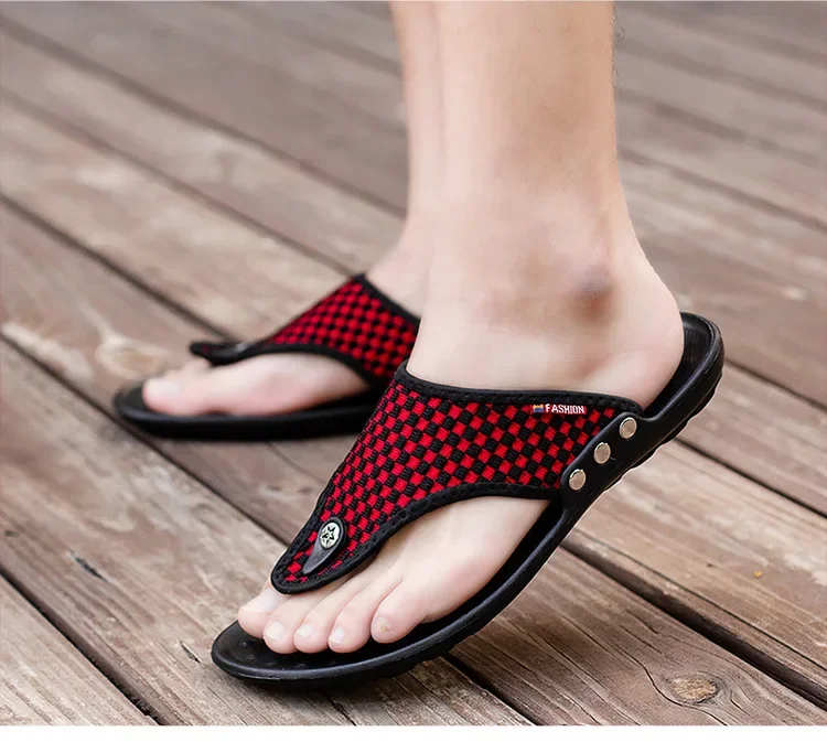 MAEDEF Slippers Summer Flip Flops for Men Beach Slippers Casual Sandals Comfortable Shoes Non-Slip Bathroom Shoes Men Slides