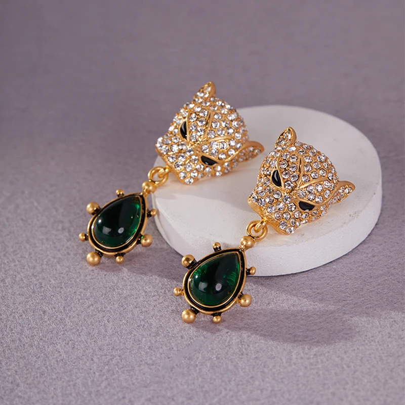 

Fraya 2023 New Vintage leopard Head Earrings for Women Green Gemstone Pendant S925 Silver Needle 18K Gold Plated Fashion Jewelry