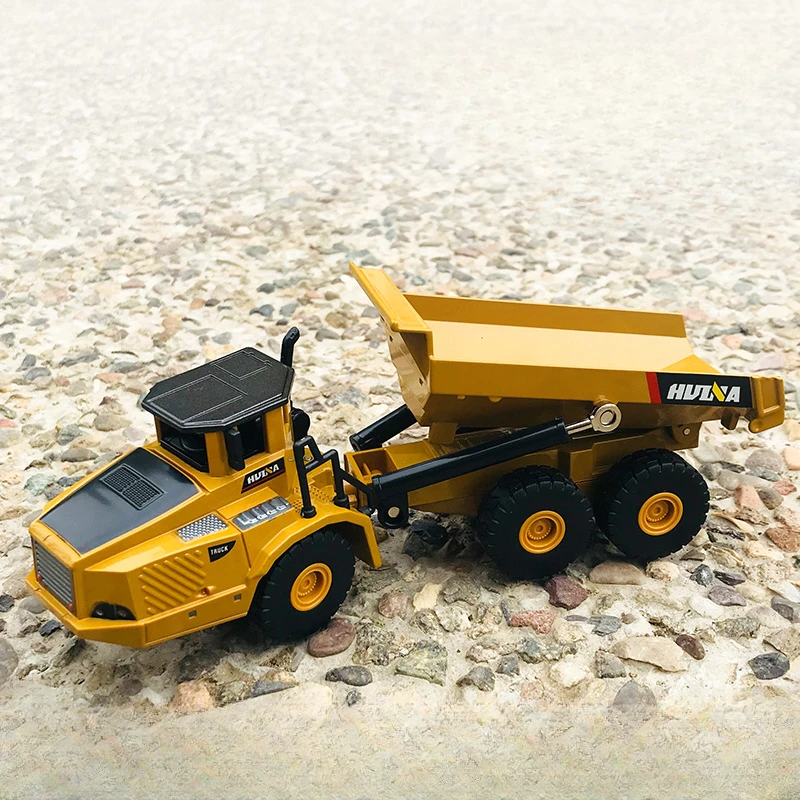 Diecast Dumper Truck Model Metal Engineering Diecast Set Giocattoli Veicoli Per Bambini Ragazzi Regalo 1/50 Scala Escavatore Mixer Camion Giocattoli