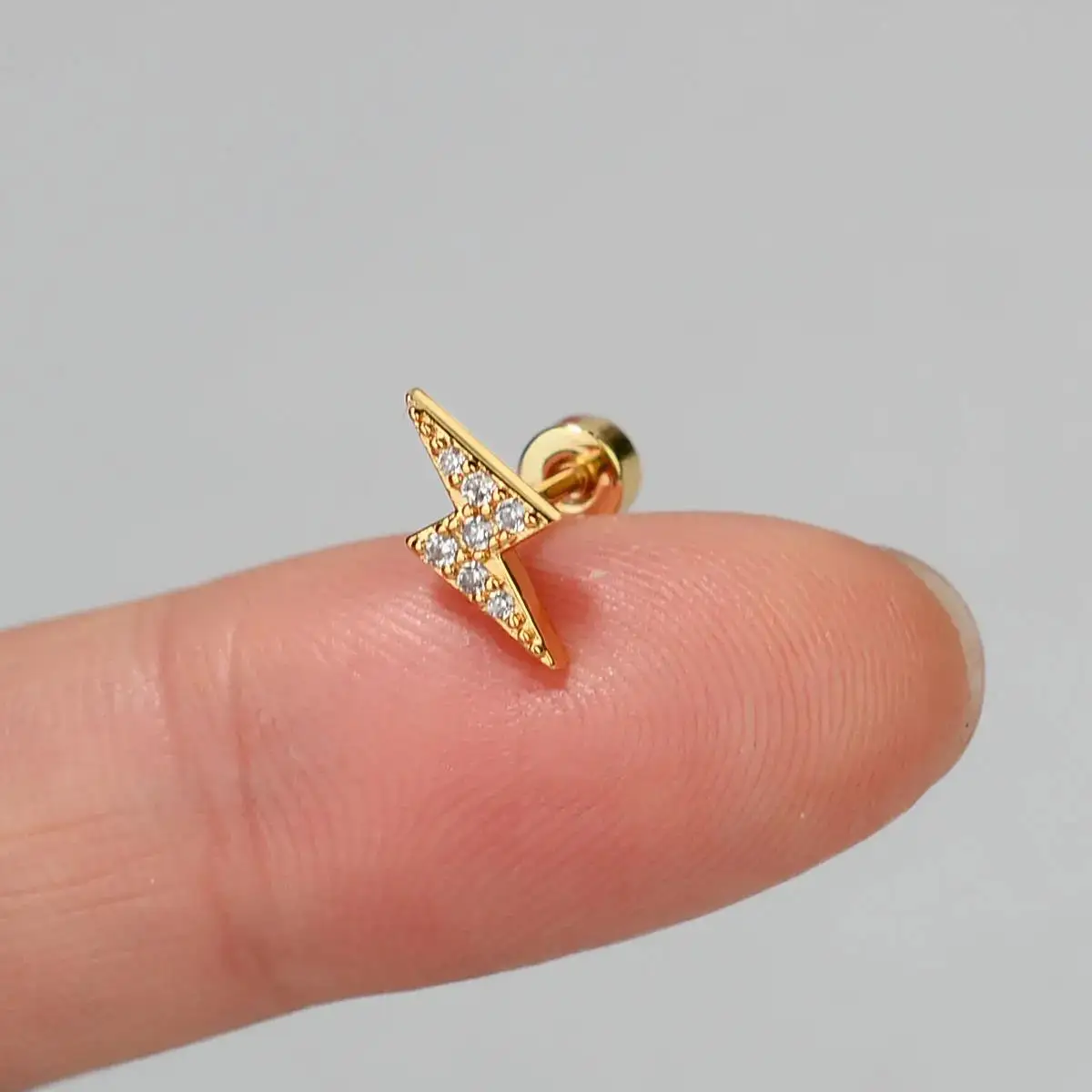Stainless Steel Mini CZ Flower Cartilage Flat Back Screw Tiny Stud Earring 1Piece For Women Helix Tragus Piercing Body Jewelry