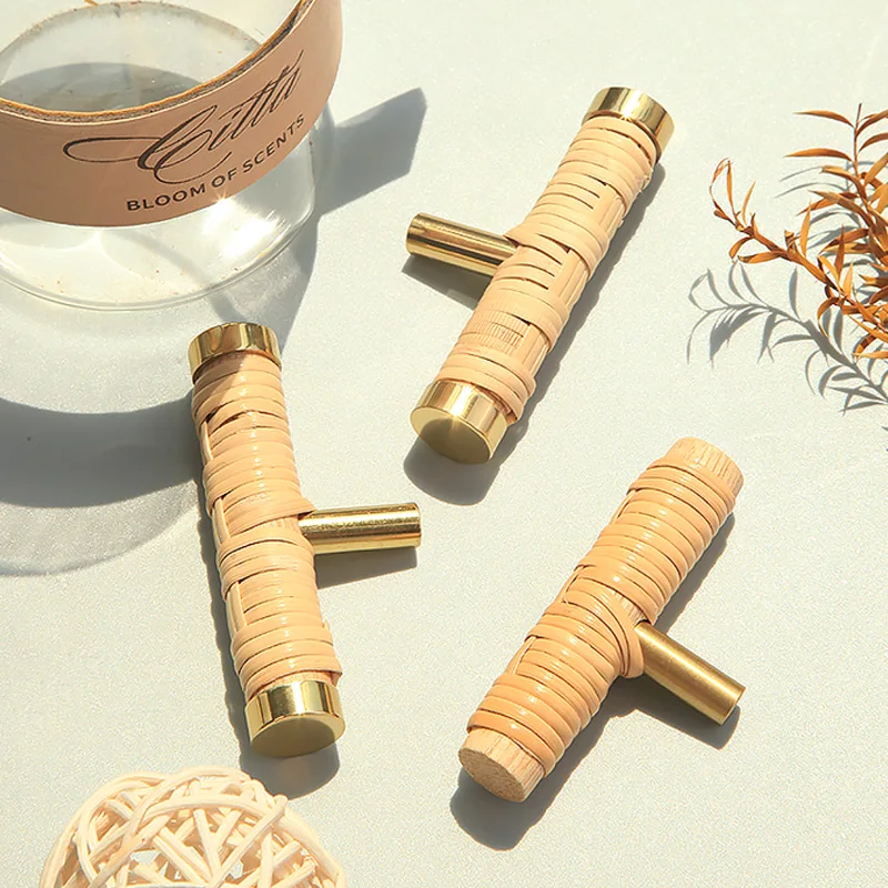 มือจับตู้รูปตัว T แบบสร้างสรรค์จากหวาย  ด้ามจับตู้เสื้อผ้าทองเหลืองทันสมัย  ลูกบิดประตูตู้ลิ้นชักไม้ อุปกรณ์ตกแต่งเฟอร์นิเจอร์ 1