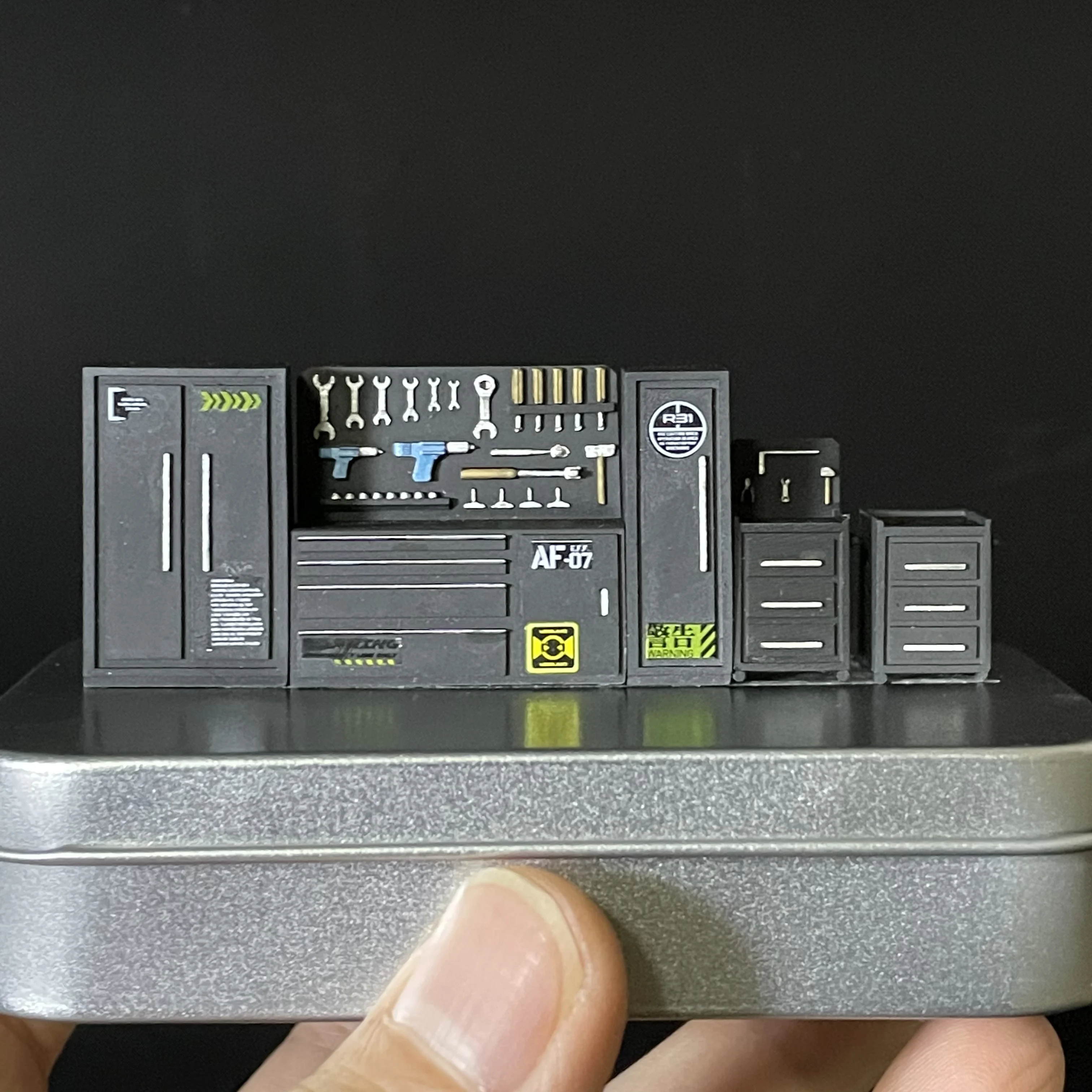 Milageto Garage Miniature 1/64 – Station Service Avec Pompe, Résine, Accessoire Diorama