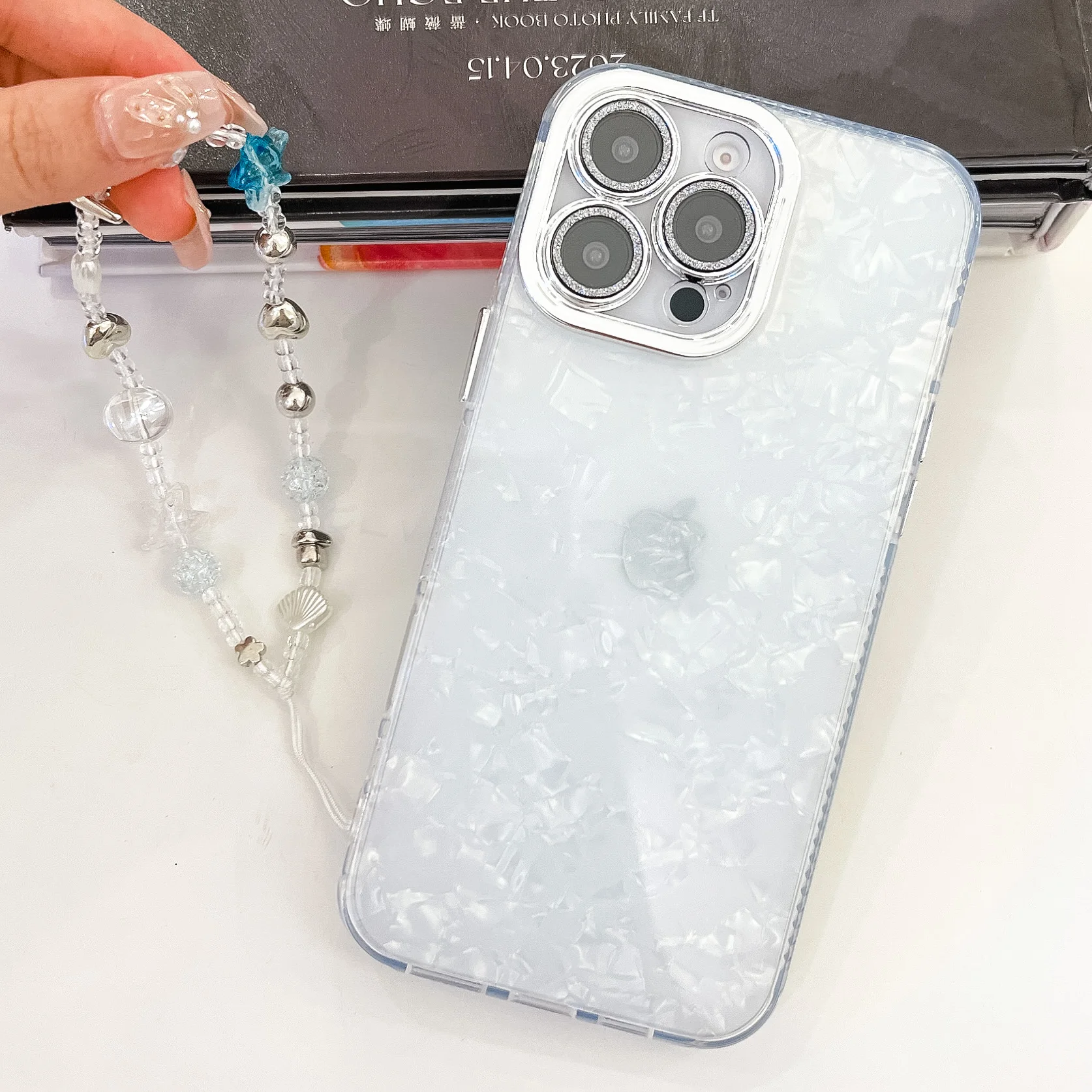 Luxury Phone Case With Wrist Chain For Iphone And Samsung Models_voghion.com