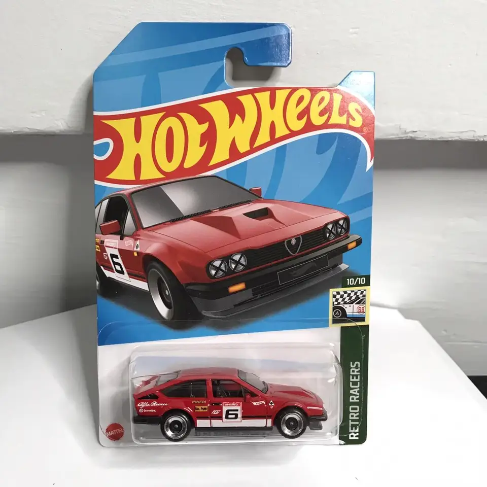 HOT WHEELS 1:64 ALFA ROMEO GIULIA SPRINT GTA GTV6 3.0 155 V6 TI 8C