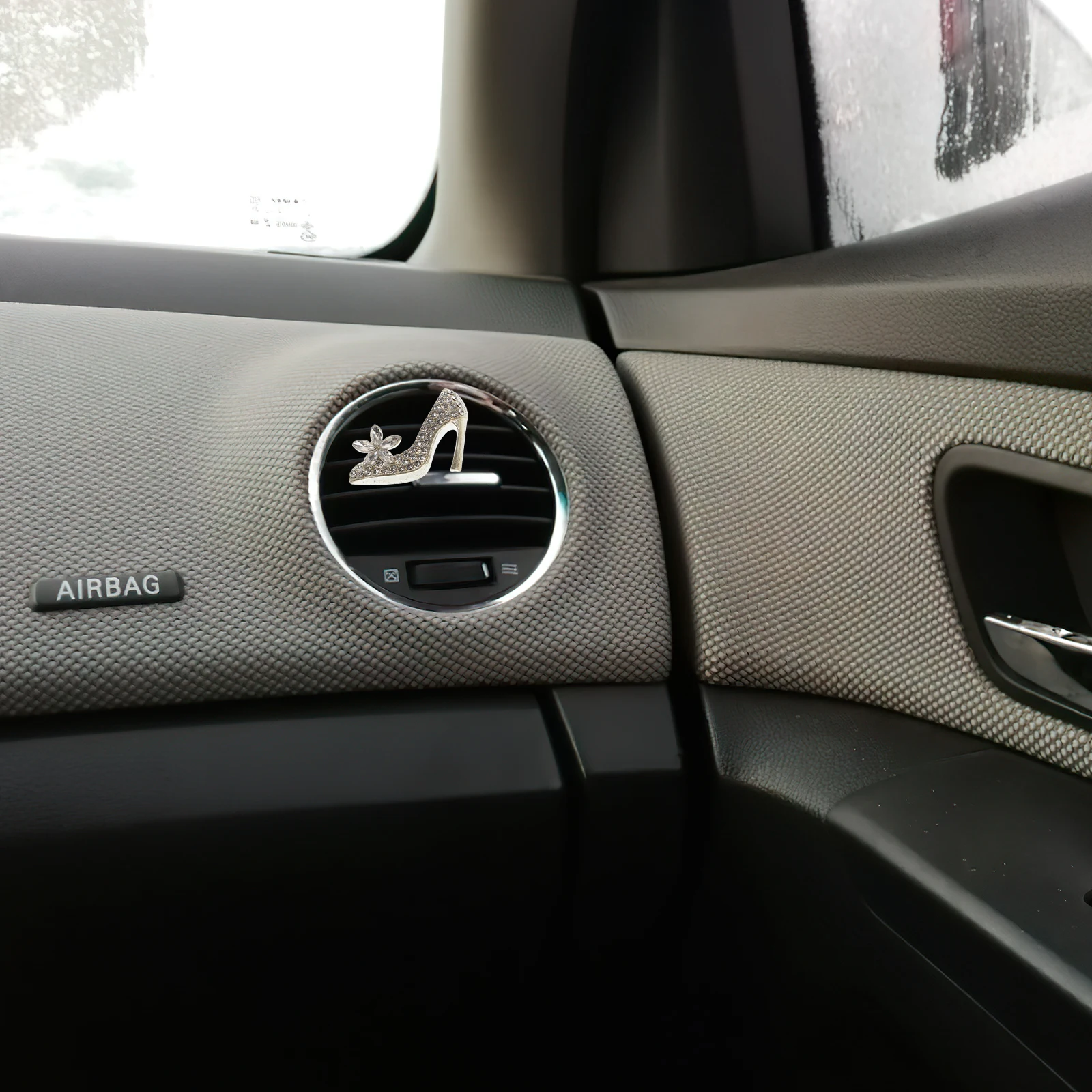 2 �� ������ �ڵ��� ȯ�� Ŭ�� �Ʒθ� �׶��� û���� ��ü ��� ��ǻ�� ���� ������ �׼�����