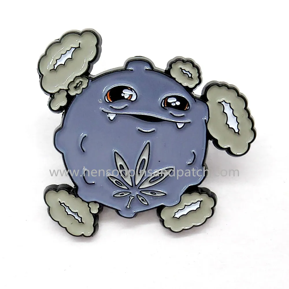 

Custom zinc alloy dye black metal soft ename cartoon animal lapel pin