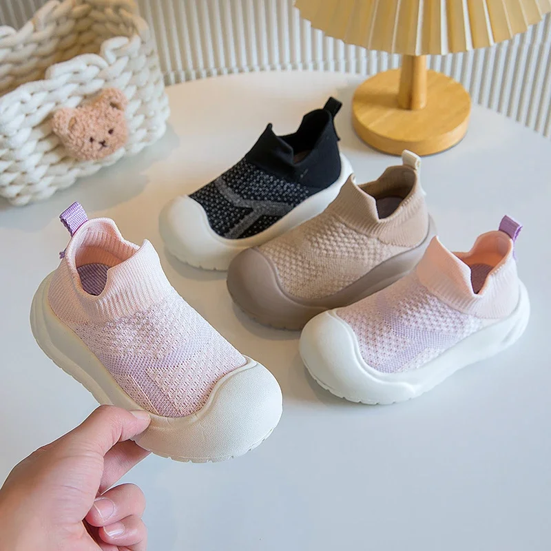 Soft Bottom Kids Tennis Shoes Simple Solid Color