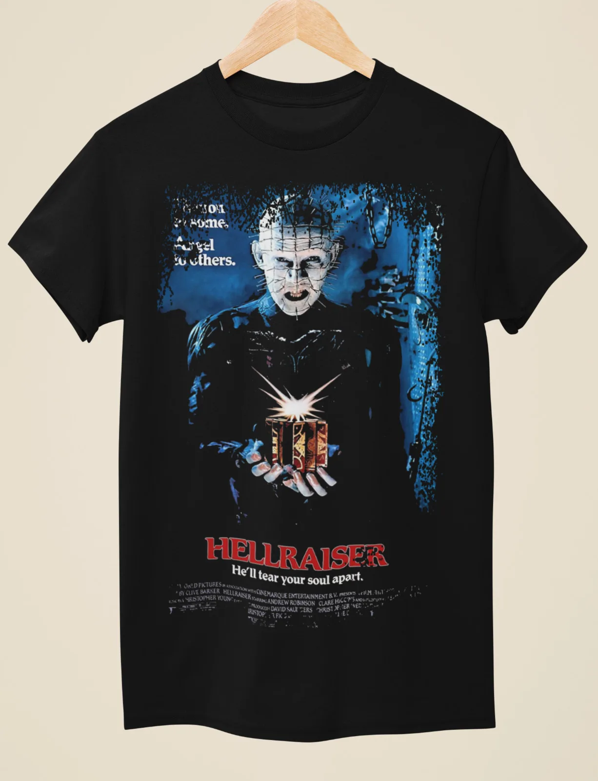 

Черная футболка унисекс в стиле фильма Hellraiser