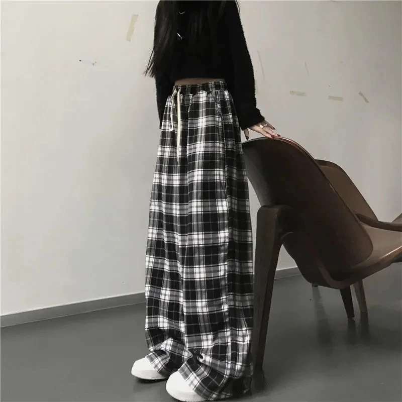 Black and White Plaid pants Oversize New Women Casual Loose Wide Leg Trousers Ins Retro Teen Straight Trousers Hiphop Streetwear 3