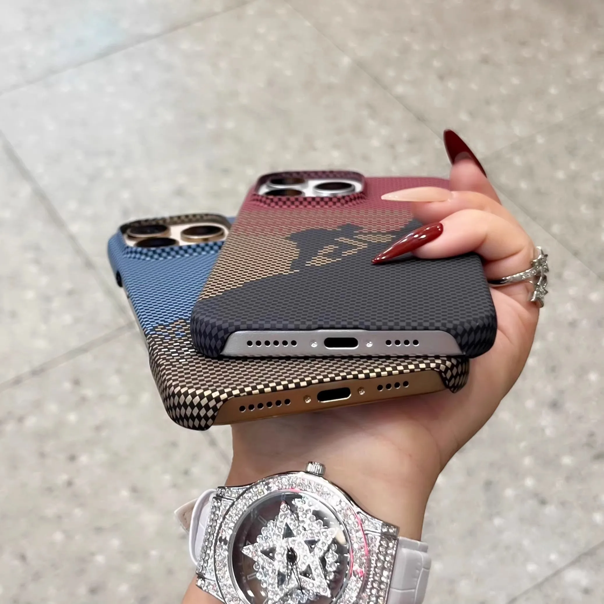 Luxury Carbon Fiber Matte Slim Frameless Cooling Case