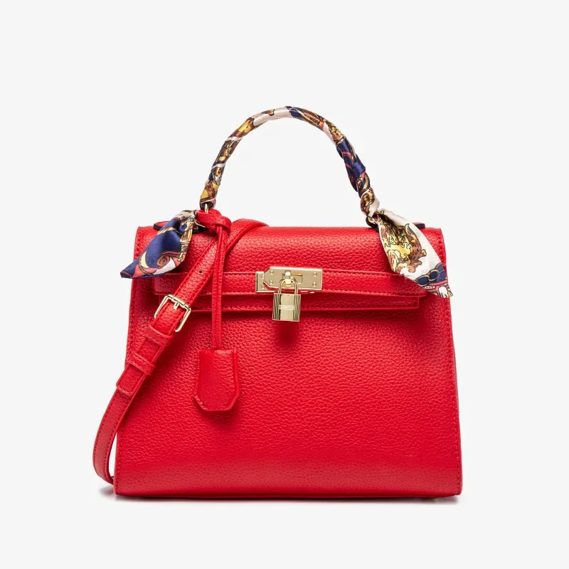 

2023 season, the new fashion, large-capacity texture, red wedding handbag, big red bag.