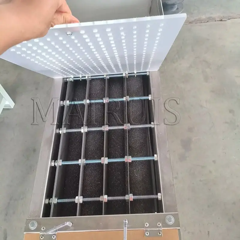 Roast Peanut Skinner Machine For Peeling Peanut Dry Groundnut Skin Peeling Machine Hazelnut Peeler Machine 6
