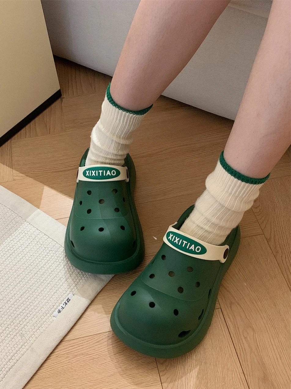 Women Garden Shoes Summer Slippers Instagram Hole Sandals Versatile In Summer Fashionable And Casual Beach Slippers