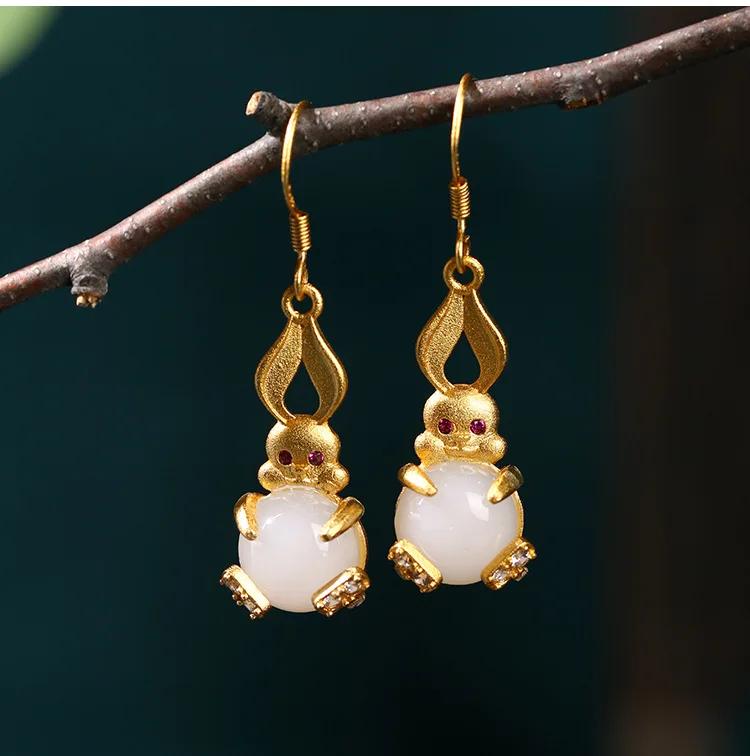 

Серьги в виде белого Нефритового кролика, позолоченные, 18 карат