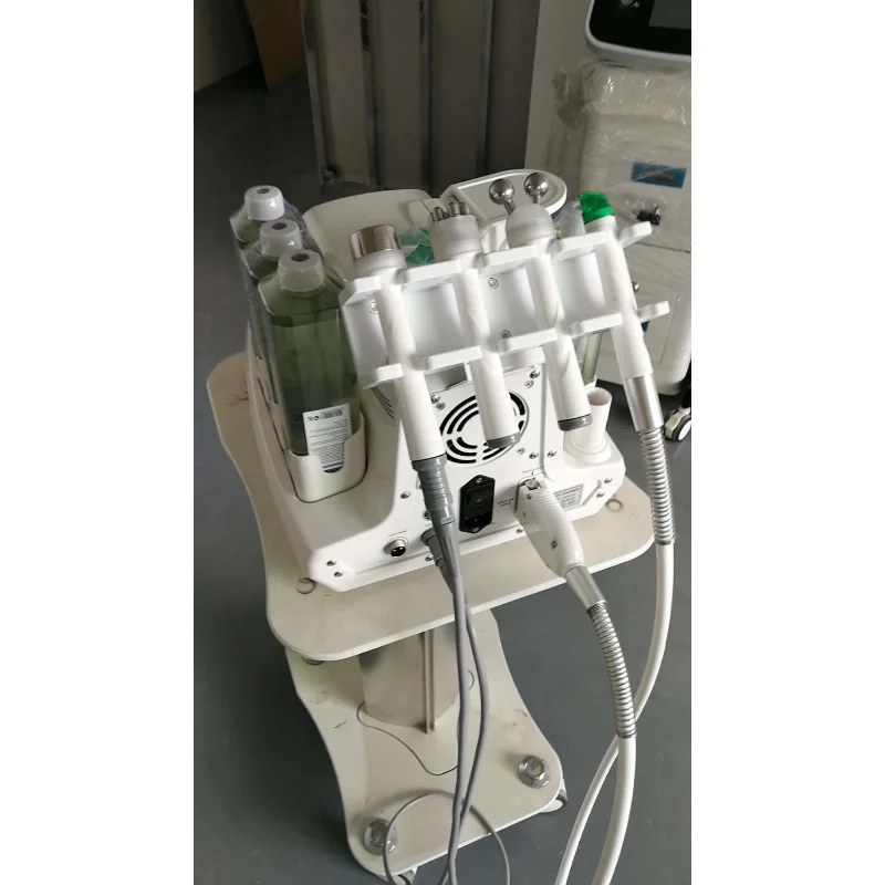 Most popular beauty machine RFmicro-bubble water oxygen 4 in 1 facial skin care water oxygen peeling korea aqua peel machine