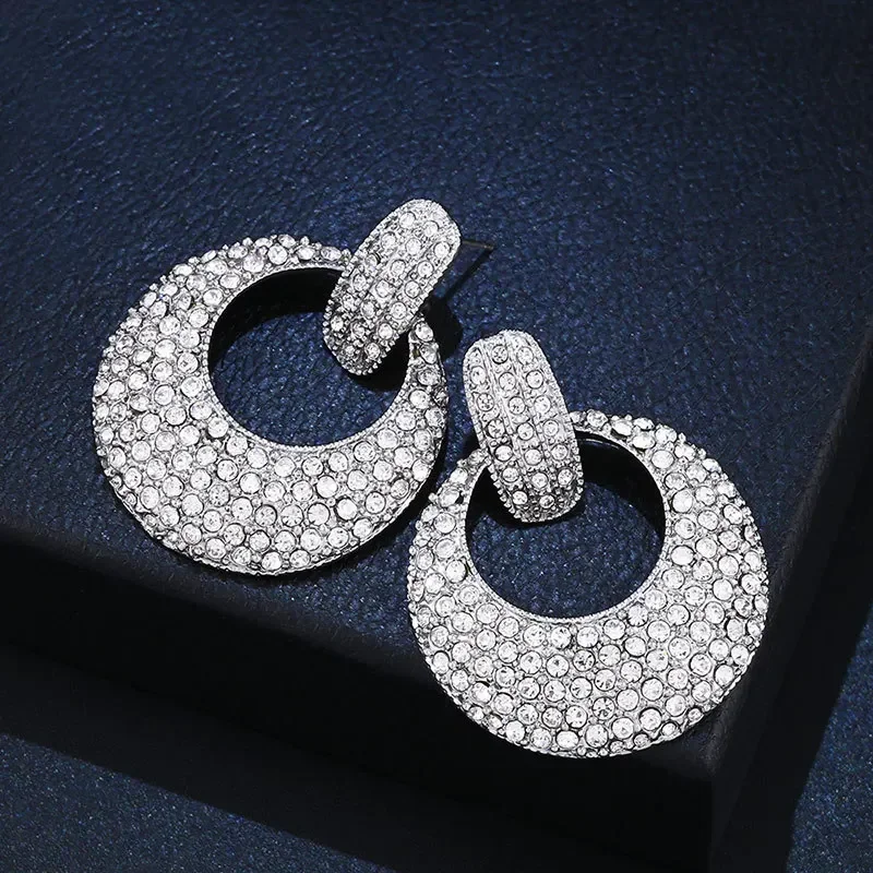 Nuovi Cristalli Europei Di Personalità Swarovskis Orecchini Con Zirconi Sessuali Semplici Gioielli Adatti A Donne E Donne