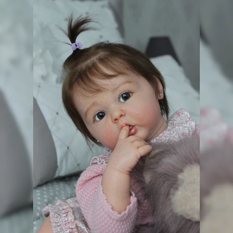 poupée reborn asiatique