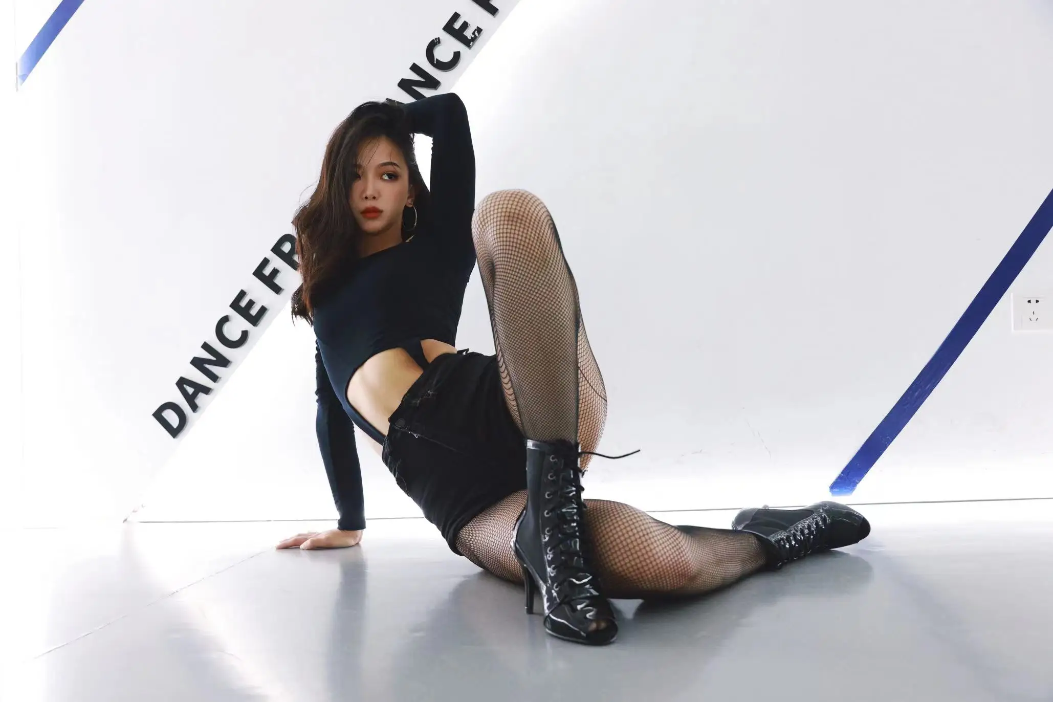 Woman Black Lace Up Dance Boots for Girls Suede Leather Modern Jazz Dancing Shoes Woman Open Toe High Heel Booties for Ladies